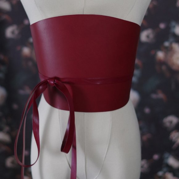 Dehanche Inspired Italian Vachetta Leather Corset Belt with Tie Straps in Red - Picture 1 of 16